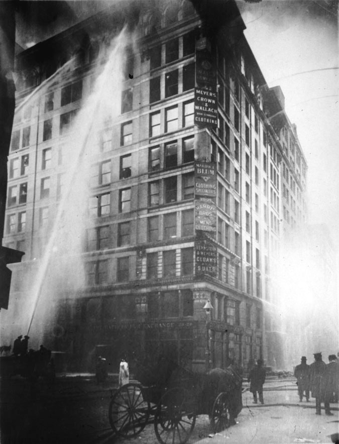 Image_of_Triangle_Shirtwaist_Factory_fire_on_March_25_-_1911 The Triangle Shirtwaist Factory in Flames